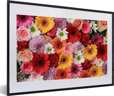 Produktbild von MuchoWow® Gerahmtes Poster Blumen - Farben - Gerbera - Rosen 60x40 cm - Poster mit Schwarzem Bilderrahmen Wandposter Rahmen Foto Bilder - Schlafzimmer - Plakat in Rahmen - Drucken