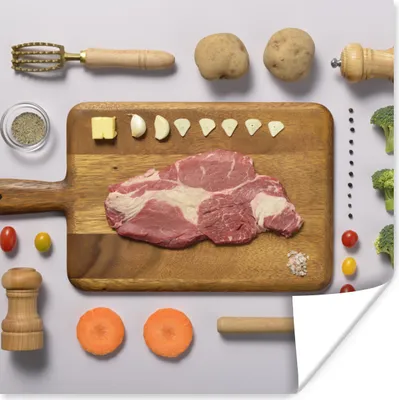 Produktbild von MuchoWow® Poster Gegrilltes Rindfleisch auf einem Schneidebrett 100x100 cm - Babyzimmer