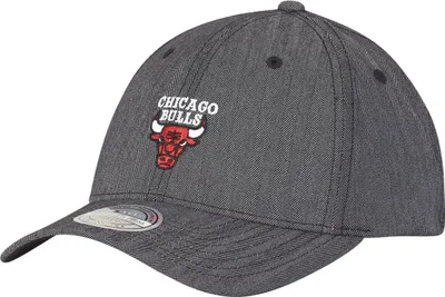 Produktbild von Mitchell & Ness Chicago Bulls BH72G2 110 Curved Poly Heringbone NBA Flexfit Snapback Cap One Size