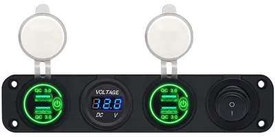 Produktbild von ProRide 12V USB-Autolader 4 Anschlüsse QC3.0 Voltmeter Schalter