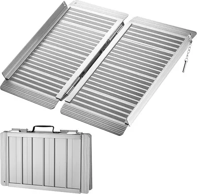 Produktbild von Rollstuhlrampe faltbar 62 cm 270 kg, Mobile Auffahrschiene als Rollirampe, Aluminium Kofferrampe, Flachrampe klappbar