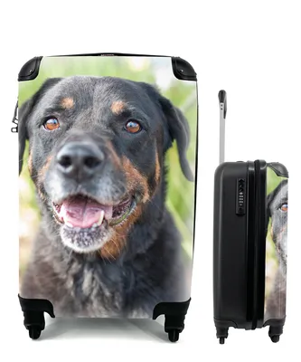 Produktbild von MuchoWow® Koffer Handgepäck Trolley Rollkoffer Kleine Reisekoffer mit 4 Rollen - Porträt eines Rottweilers - Cabin Size < 55x40x23 cm & 55x40x20 cm - Fotokoffer - Kabinenkoffer - Boardgepäck - Reise-Box - Reisekoffer - Reisegepäck - Koffer mit Bild - Trolley für Kinder