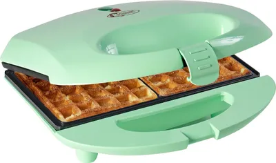 Produktbild von Bestron Brüsseler Waffeleisen im Retro Design, Waffelmaker für 2 belgische Waffeln, mit Antihaftbeschichtung & Backampel, 700 W, Farbe: Mint