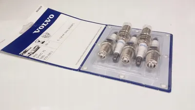 Obrázek produktu pro VOLVO 850 C70 S70 V70 S60 S80 Originální zapalovací svíčky