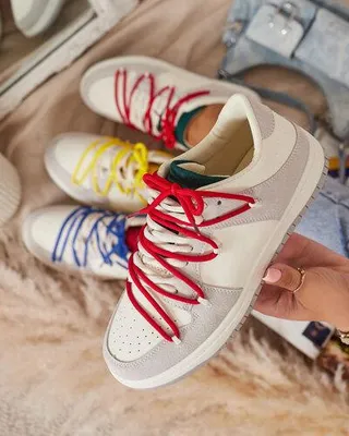 Produktbild von Weiße und graue Damen-Sport-Sneakers mit roten Schnürsenkeln Olierinc - Schuhe, Größe 37