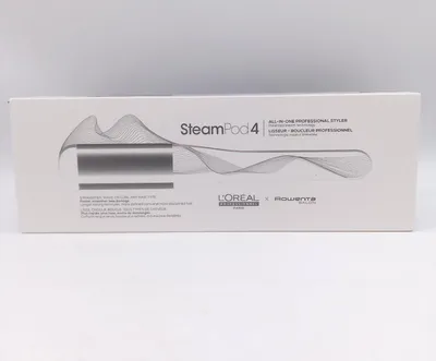The image shows the packaging of a L'Oréal Steampod 4 hair styling tool.