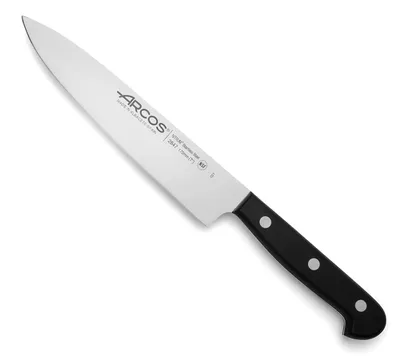 Obrázek produktu pro Kuchařský nůž Arcos Universal 284704 vyrobený z oceli Nitrum, s mangem z polyoxymethylenu a 17 cm čepelí v pouzdře.