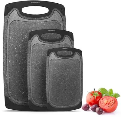 Imagen del producto de Conjunto de 3 tablas de cortar de plástico PP libre de BPA, antideslizantes con ranuras para recoger los jugos, dimensiones 40x24 / 31x20 / 25x15 cm, 0,9 cm de grosor, aptas para lavavajillas