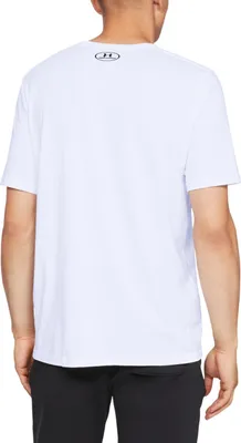 Produktbild von Under Armour Left Chest Logo T-shirt Weiß M / Regular Herren Weiß M