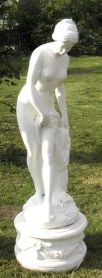 Image de Casa Padrino Sculpture de décoration de jardin Art Nouveau avec socle Blanc H. 150 cm - Figurine de décoration de jardin - Jardin & terrasse Accessoires déco