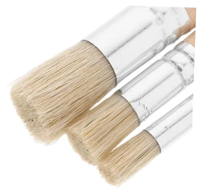 Produktbild von Set mit 3 runden Schablonierpinseln aus Schweineborsten mit Holzgriff für präzise Farbaufträge in der Acrylölmalerei
