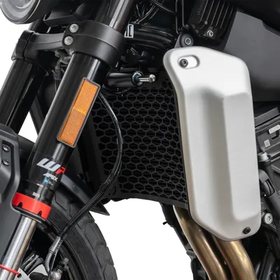 Obrázek produktu pro Kryt chladiče ZIEGER Pro kompatibilní s Husqvarna Svartpilen 801 černý