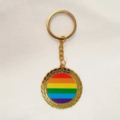 Imagen del producto de DIVERTY  - Llavero Redondo de Metal Bandera LGBT