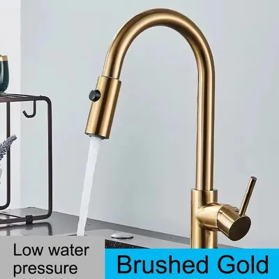 Produktbild von Küchenarmatur - Niederdruck Wasserhahn - Ausziehbare Brause - 360° schwenkbar - Heiß und kalt - Einhebelmischer für Spüle - Edelstahl - Einlochmontage - Gebürstetes Gold