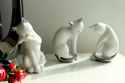 Image de Gilde Figur, Katze, "Twisto", Keramik, weiß, L. 8 cm, B. 12 cm, H. 18 cm 43953 4009079439533 3 Stück (3-fach sortiert)