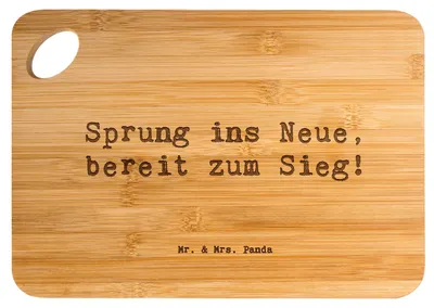 Produktbild von Mr. & Mrs. Panda Frühstücksbrett Spruch Sich in einer neuen Sportart versuchen - Transparent - Geschenk, Herausforderungen, Hackbrett, Holzbrett, Neues lernen, Abenteuer