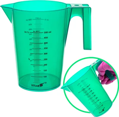 Obrázok produktu pre Plastová odmerka 500 ml PP zelená lakovaná stupnica s rukoväťou