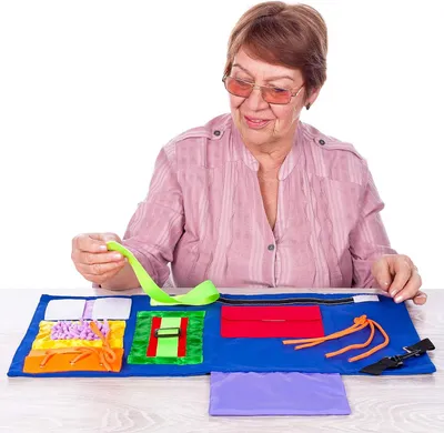 Imagen del producto de Actividades calmantes para personas mayores con demencia: Manta sensorial, manta estimulativa, cojín táctil. Ayuda con: Alzheimer, demencia, síndrome de Asperger