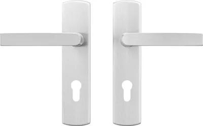 Produktbild von AXA Türbeschlagset für Innentüren - Gebogener Klickblock - Türgriff aus Aluminium - mit Zylinderbohrung - PC72 - Türgriff mit Schutzblech