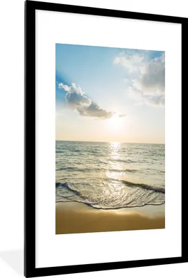 Produktbild von MuchoWow® Gerahmtes Poster Meer - Sommer - Strand 60x90 cm - Poster mit Schwarzem Bilderrahmen Wandposter Rahmen Foto Bilder - Dekoration - Wandposter Wohnzimmer - Hochwertig