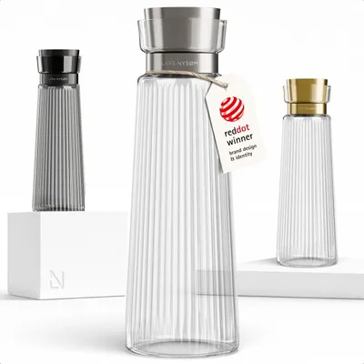 Image de Carafe élégante en verre avec couvercle en acier inoxydable et filtre, capacité de 1,5 litre