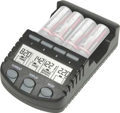 Immagine prodotto di Caricabatterie Technoline BC 700, per un massimo di 4 batterie, tempo di ricarica di 60 min