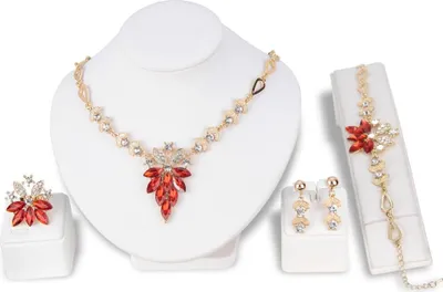 Produktbild von Frauen-Strass-Trauben-Anhänger-Halsketten-Ohrstecker-Ring-Armband-Schmuck-Set-Rot