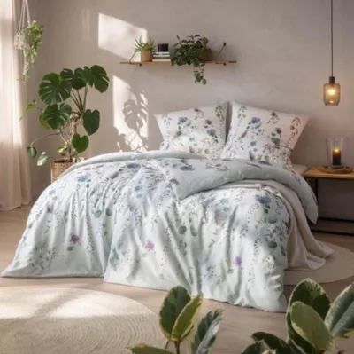Produktbild von Estella Bio Mako Satin Bettwäsche 135x200 Carla salbei Blumenwiese lila 3426-532