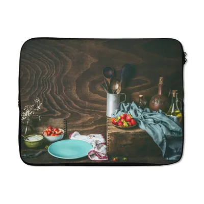 Produktbild von MuchoWow® Laptop Hülle 15 Zoll Rustikal - Obst - Küchenutensilien - Erdbeere Laptoptasche - Laptoptasche - Sleeve - Rundum-Schutz