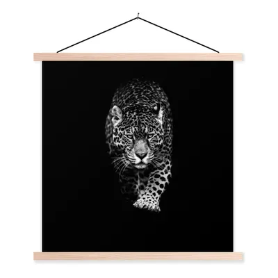 Produktbild von MuchoWow® Textilposter Tiere - Schwarz - Leopard - Weiß - Wild 120x120 cm mit holzfarbenen Rahmen - Textil-Poster