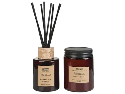Produktbild von BELIANI Raumduft-Set Braun Sojawachs und Duftöl Duftkerze im Glas mit Deckel und Diffuser mit Stäbchen Duftnote: Vanille Geschenkset