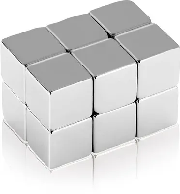 Obrázok produktu pre Sada magnetov, 12 ks, 10 x 10 x 10 mm, silné, na chladničku, bielu tabuľu