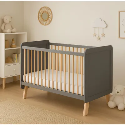 Produktbild von Baby-Delux Babybett Kinderbett 60x120 Lou grau Kiefernholz Schutzgitter Kokos-Buchweizen Matratze
