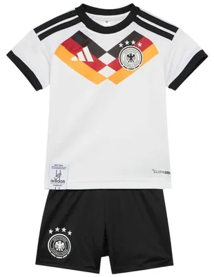 Produktbild von Sportset Adidas Germany 26 Home für Kinder