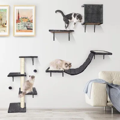 Produktbild von Famanu Katzenklimwand Set - 10-teilig mit Hängebrücke, Hängematte, Kratzsäulen und Katzenkorb