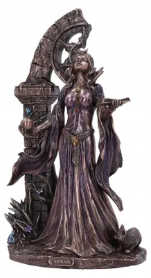 Image de Figurine Veronese Aradia Reine des Sorcières Wicca 24 cm