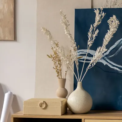 Zdjęcie produktu dla Wazon dekoracyjny wazon stołowy wazon kwiatowy wazon artystyczny wazon roślinny wazon NOVO okrągły w kropki 15x15x21 cm HOMLA