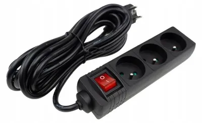 Produktbild von Verlängerungskabel mit 3 Steckdosen, Schalter, 16A, 230V, 5m, schwarz
