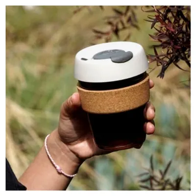 Produktbild von Brew Cork - Wiederverwendbare Kaffeetasse aus gehärtetem Glas mit Naturkork