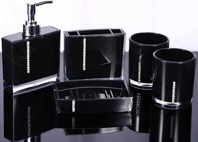 Produktbild von Famanu Badset 5-teilig Schwarz - Lotionflaschen- und Zahnbürstenhalter