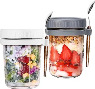 Produktbild von Übernight-Oats-Becher 400ml Grau mit Löffel und Deckel