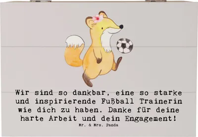 Produktbild von Mr. & Mrs. Panda Geschenkbox Fußball Trainerin Dankbarkeit 22 x 15 cm - Grau Pastell - Geschenk, Kiste mit Deckel, Danksagung, fotokiste, Turniere, Sportart, Box