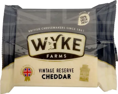 Produktbild von Food-United Vintage Reserve WHITE-CHEDDAR Cheese 200g Stück von WYKE-FARMS extra mature english cheddar cheese 15 Monate gereift englischer Hartkäse ideal für Käseplatten Pasta Fondue Burgern Saucen Pickles Trauben