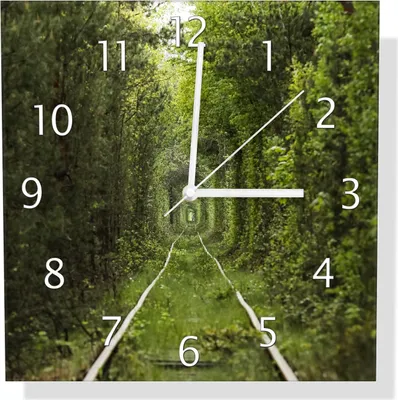 Produktbild von Wallario Design Wanduhr Verwunschener Tunnel aus Bäumen aus Echtglas, Größe 30 x 30 cm