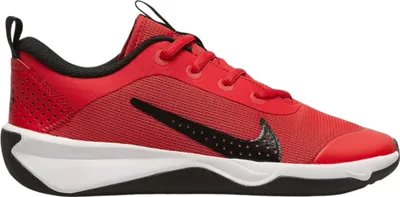 Produktbild von Nike Omni Multi Court Junior Sportschuhe DM9027-601 rot r. 38
