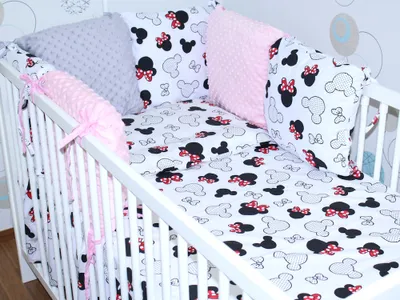 Produktbild von Baby Nestchen mit 6 x Kissen - MINKY und Baumwolle -Umrandung für Laufstall, Hausbett, Babybett, Kinderzimmer - 01.
