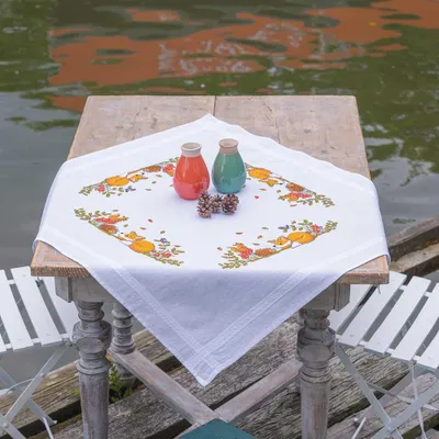 Obrázok produktu pre Vervaco – sada na vyšívanie krížovým stehom „Zvieratá jesenného lesa“, predkreslený vzor, 80 x 80 cm