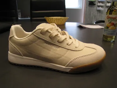 Produktbild von Skechers Sporthalbschuhe Formsohle modisch in beige, Gr. 40