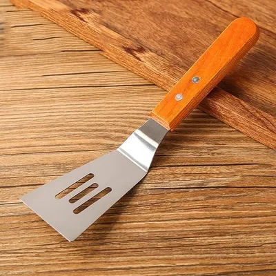 Imagen del producto de Espátula para pizza con diseño perforado, espátula para pasteles, pala para pizza de acero inoxidable, espátula para pizza familiar, ideal para masa, pan y productos de repostería