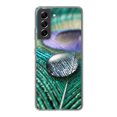 Produktbild von MuchoWow® Handyhülle Schutzhülle Hülle für Samsung Galaxy S21 FE Nahaufnahme eines Wassertropfens auf einer Pfauenfeder Silikon Softcase Handy Hülle - Mobiltelefonhülle
